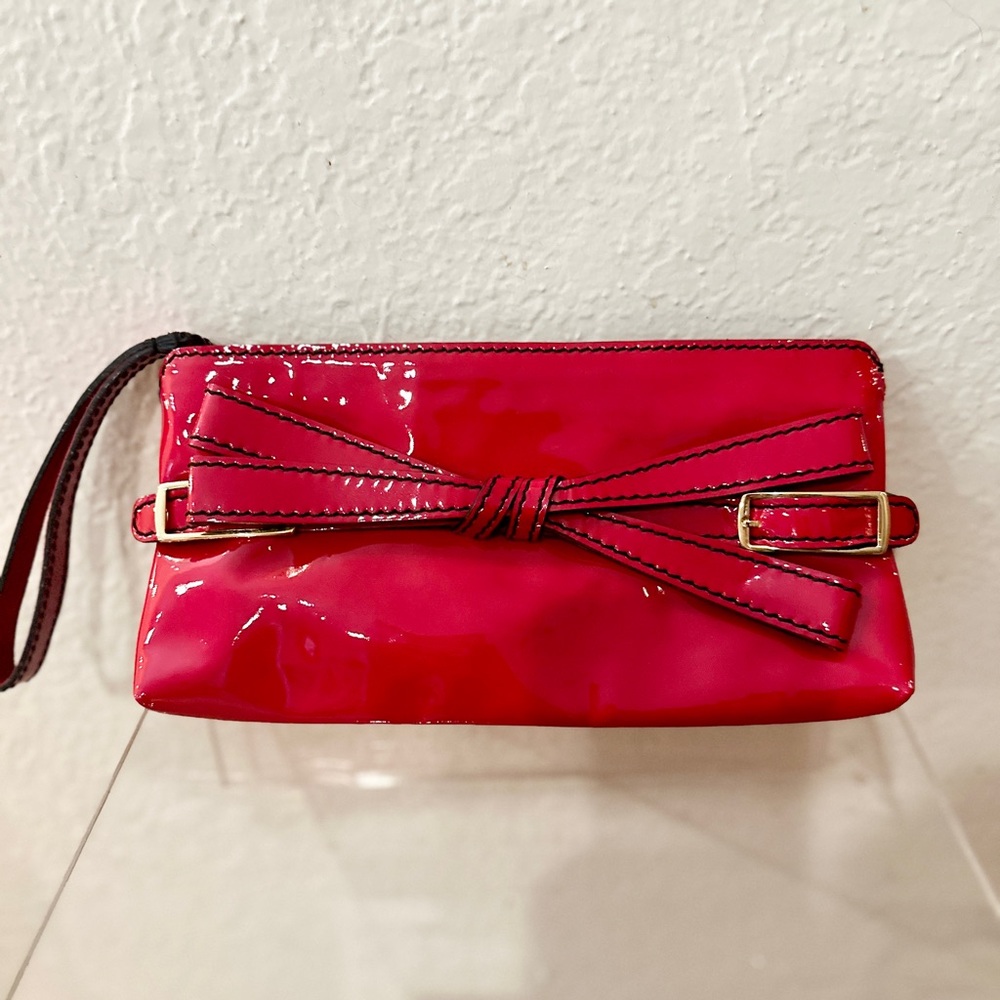 AUTHENTIC VALENTINO RED PATENT BOW‎ CLUTCH BAG